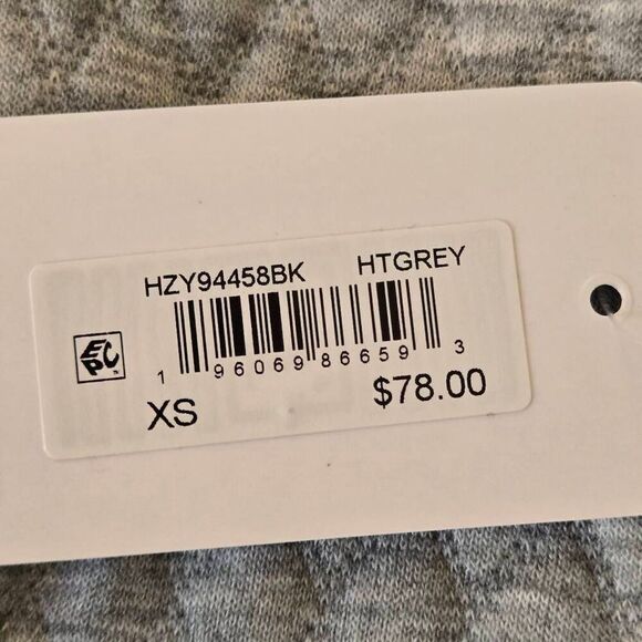 NWT Yogalicious Lux Womens Diamond Quilted Pullover Sweatshirt Heather Gray XS - Picture 7 of 13